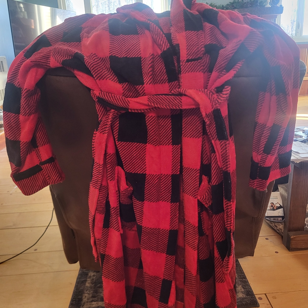Lazy One Red and Black Plaid Lounge Robe